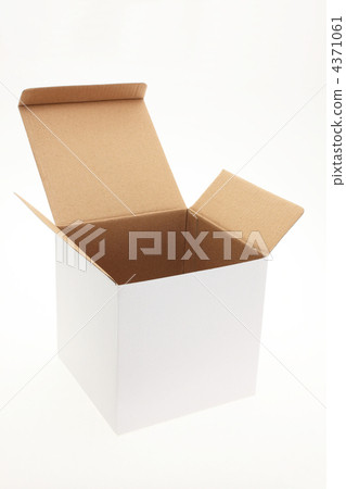 Cardboard box  4371061