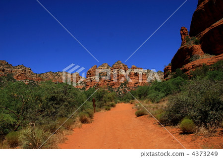 Trail in Sedona, Arizona 4373249