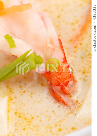 Soup made from coconut milk and shrimps Soup made from coconut milk and shrimps 4383333