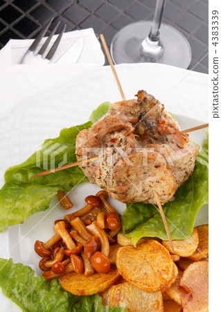 meat with with mushrooms and potatoes meat with with mushrooms and potatoes 4383339