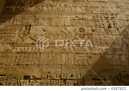 Ramses III funeral house 4387822