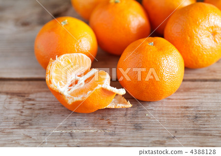 fresh tangerines fresh tangerines 4388128