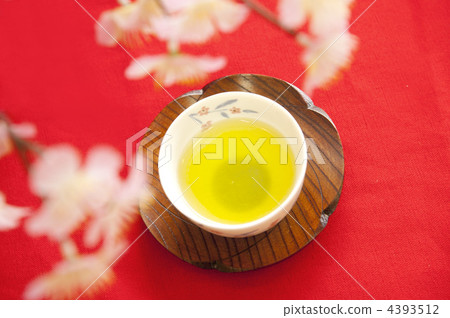 綠茶和櫻花 4393512
