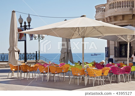 Outdoor cafe on the beach 4395527