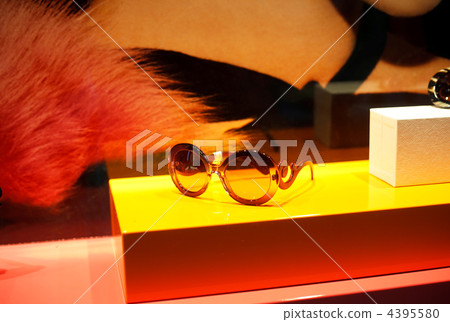 Boutique display window Boutique display window 4395580