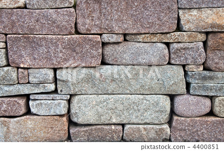 The texture of the stones. 4400851
