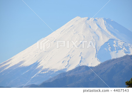 Fuji from Senbon Matsubara 4407543