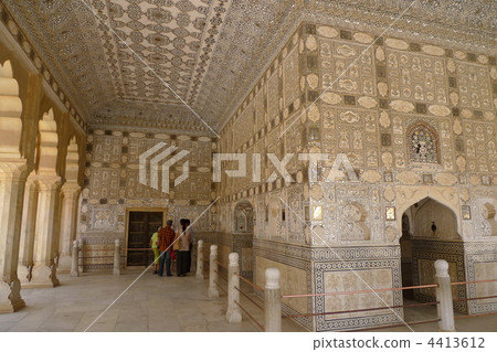 Amber Castle 4413612