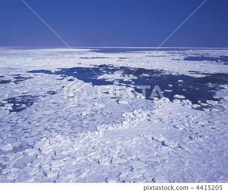 來自Noge Cape的漂流冰鄂霍次克 4415205