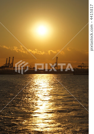 Sunset at Yokohama Port 4415817