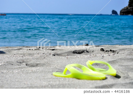 檀香 涼鞋 海面 4416186