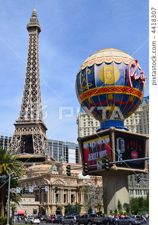 Paris Hotel in the day (vertical) 4418307