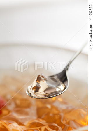 Fruit jelly and spoon 4420252