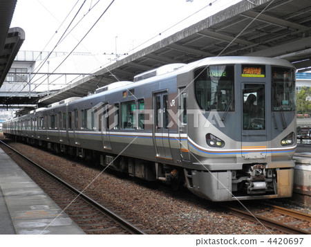 Takarazuka Line 225 series 4420697