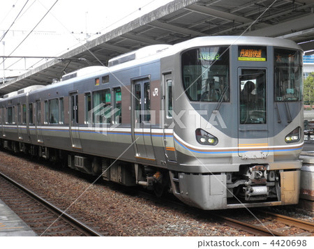 Takarazuka Line 225 series 4420698