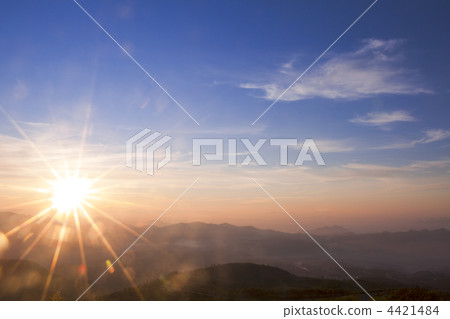 Beam Of Light, mountain range, sunrise 4421484