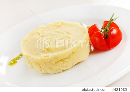Mashed potato with tomato Mashed potato with tomato 4421983