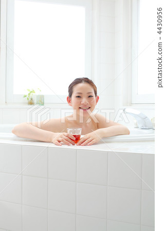 半浴 半浴 4430956