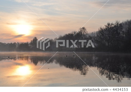 Regensburg canal canal 4434153