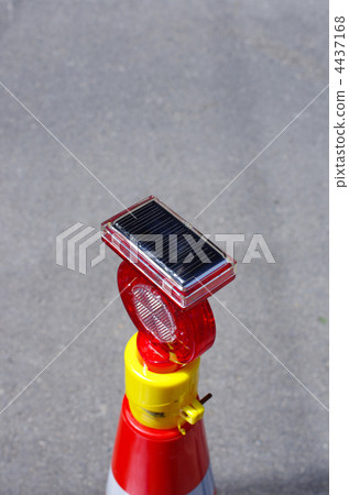 建設Bemba的太陽能閃光玉米 建設Bemba的太陽能閃光玉米 4437168