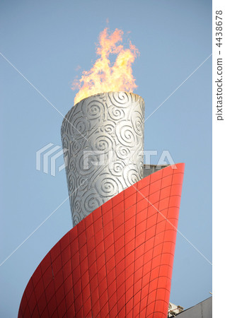 platform for olympic flame, sacred flame, Torch 4438678