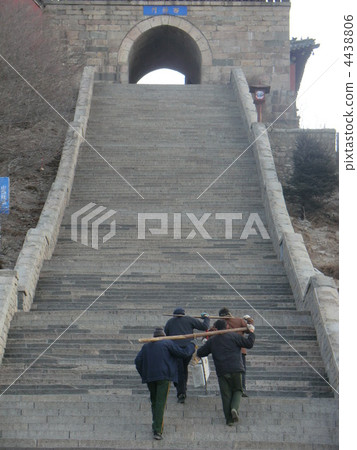 Taishan workers Taishan workers 4438806