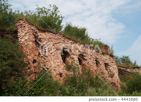 Ruins of quarters in ancient fortress 4443880