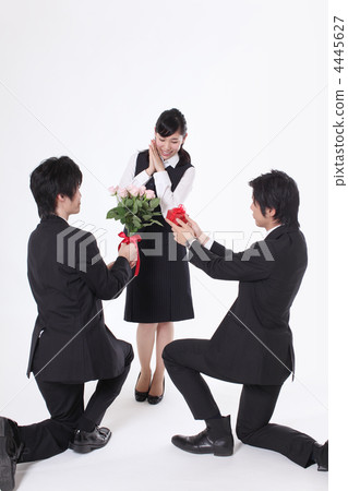 propose propose 4445627