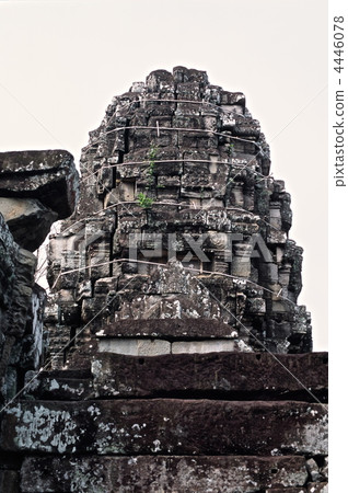 Angkor Wat's "West Bridge" (Angkor Monument / Siem Reap / Cambodia) Angkor Wat's "West Bridge" (Angkor Monument / Siem Reap / Cambodia) 4446078