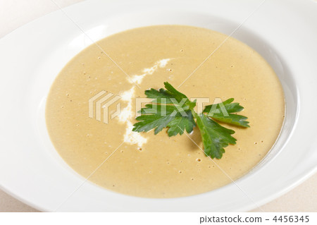 Onion Cream Soup 4456345