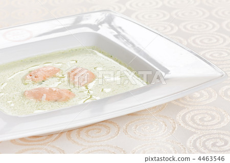 cream soup wit salmon cream soup wit salmon 4463546