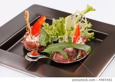 meat rolls with salad meat rolls with salad 4465481