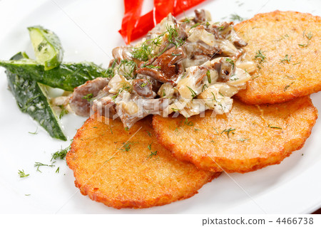 potato pancakes 4466738