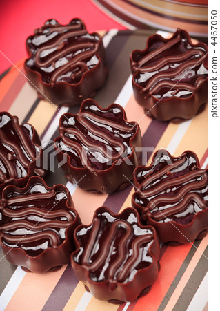 chocolate sweets chocolate sweets 4467050
