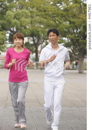 Jogging at a man and woman park Jogging at a man and woman park 4467961