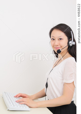 呼叫中心女操作員 呼叫中心女操作員 4468622