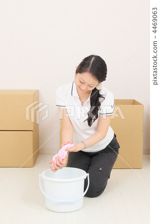 女性家庭搬家準備 女性家庭搬家準備 4469063