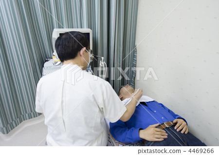 Echo examination 4469266