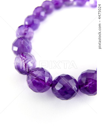Amethyst / purple quartz / upper right / crystal bracelet / jewelry / accessories Amethyst / purple quartz / upper right / crystal bracelet / jewelry / accessories 4475024