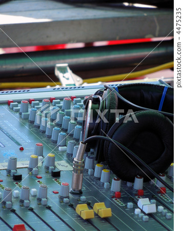 acoustic equipment, headphone, volume 4475235