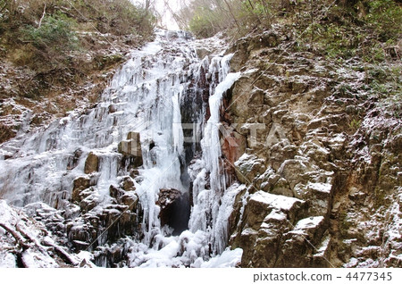 Frozen waterfall · Kobe Rokko Mountain Shichi Falls 4477345