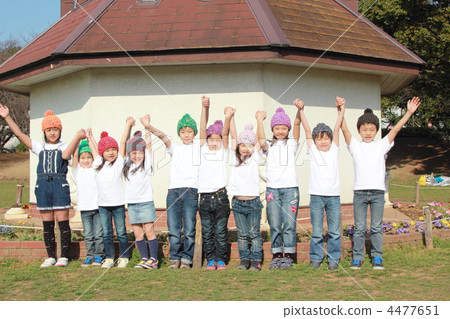 兒童(男孩男孩女孩女人女子組團體微笑微笑小學學生) 兒童(男孩男孩女孩女人女子組團體微笑微笑小學學生) 4477651