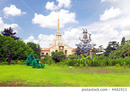Park with playing bears near SeaPort in Sochi. Park with playing bears near SeaPort in Sochi. 4482911