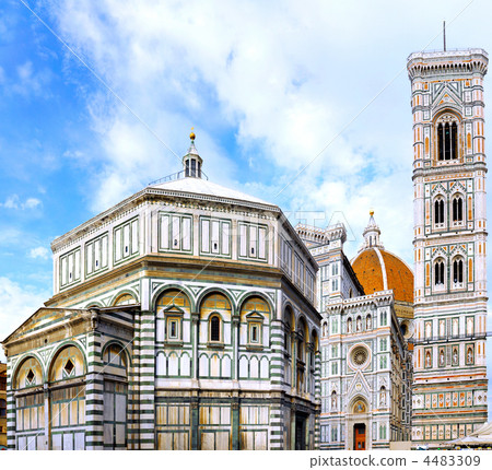 The Basilica di Santa Croce  Florence, Italy 4483309