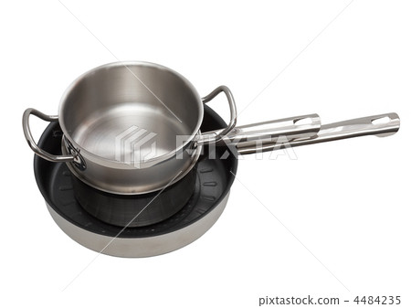 Collection of dishes - frying pan,saucepan 4484235