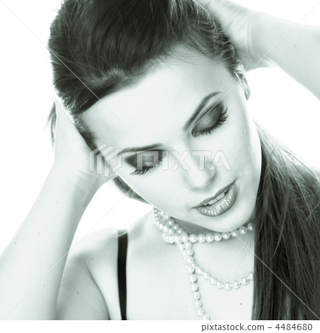 beautiful woman 4484680