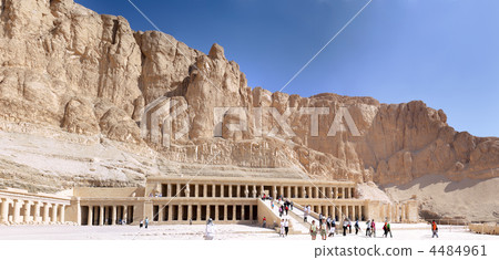 Overview Temple of Queen Hatshepsut at Luxor 4484961