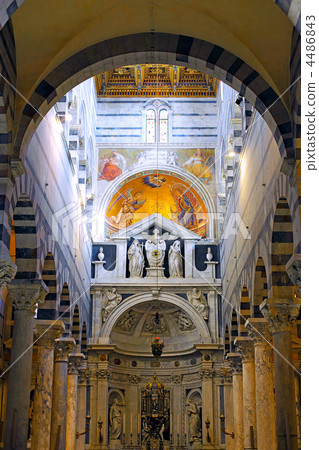 Interior of cathedral Duomo in Pisa, Italy Interior of cathedral Duomo in Pisa, Italy 4486843