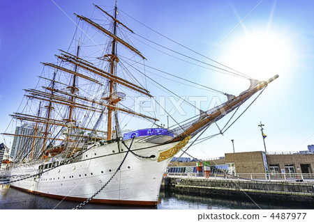 Sailing ship Nihon Maru (Naka-ku, Yokohama, in front of Sakuragicho station) 4487977