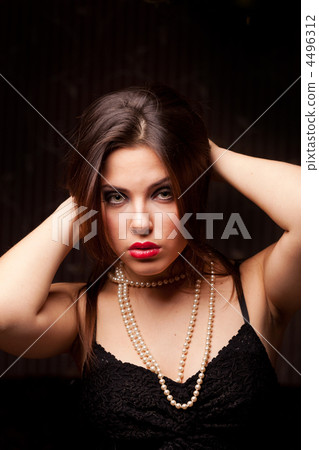 beautiful woman beautiful woman 4496312